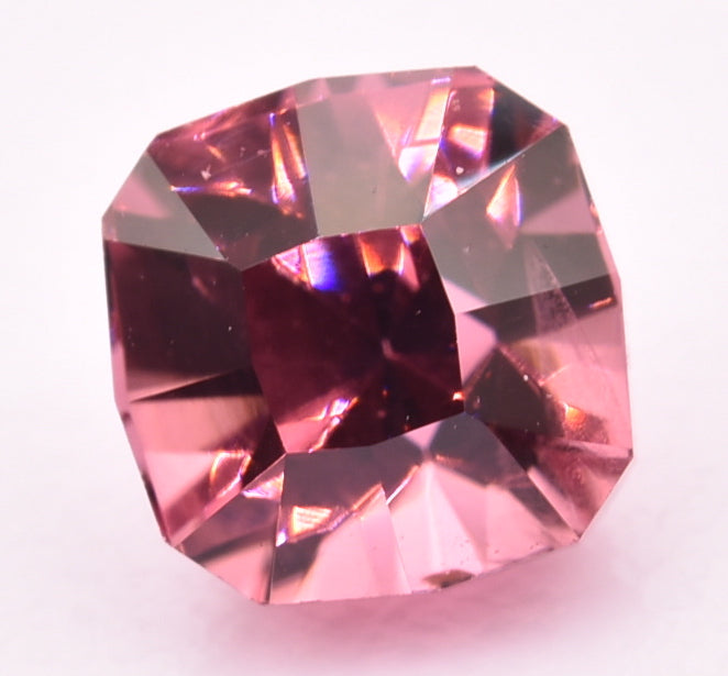Malaya Garnet Tanzania