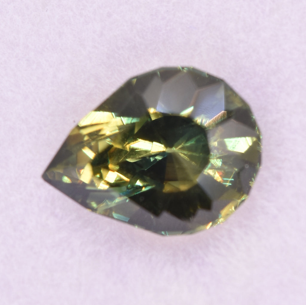Sapphire - No Heat Natural Bicolor Green & Yellow