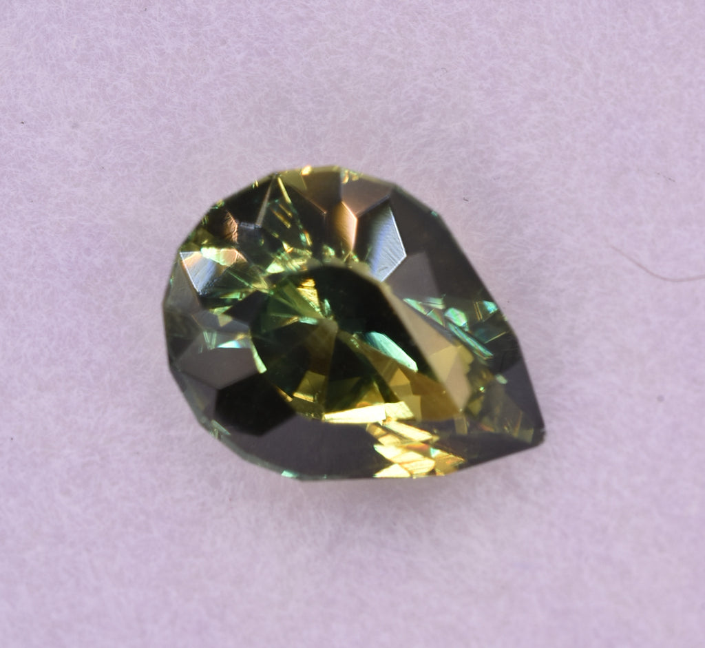 Sapphire - No Heat Natural Bicolor Green & Yellow