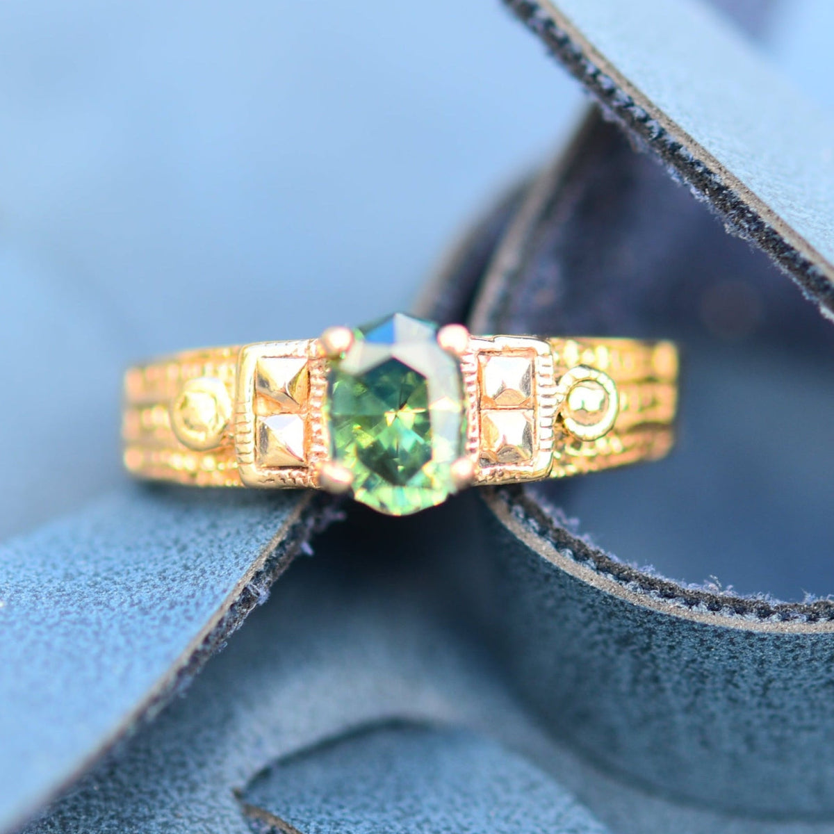 Sapphire Ring - No Heat 14K