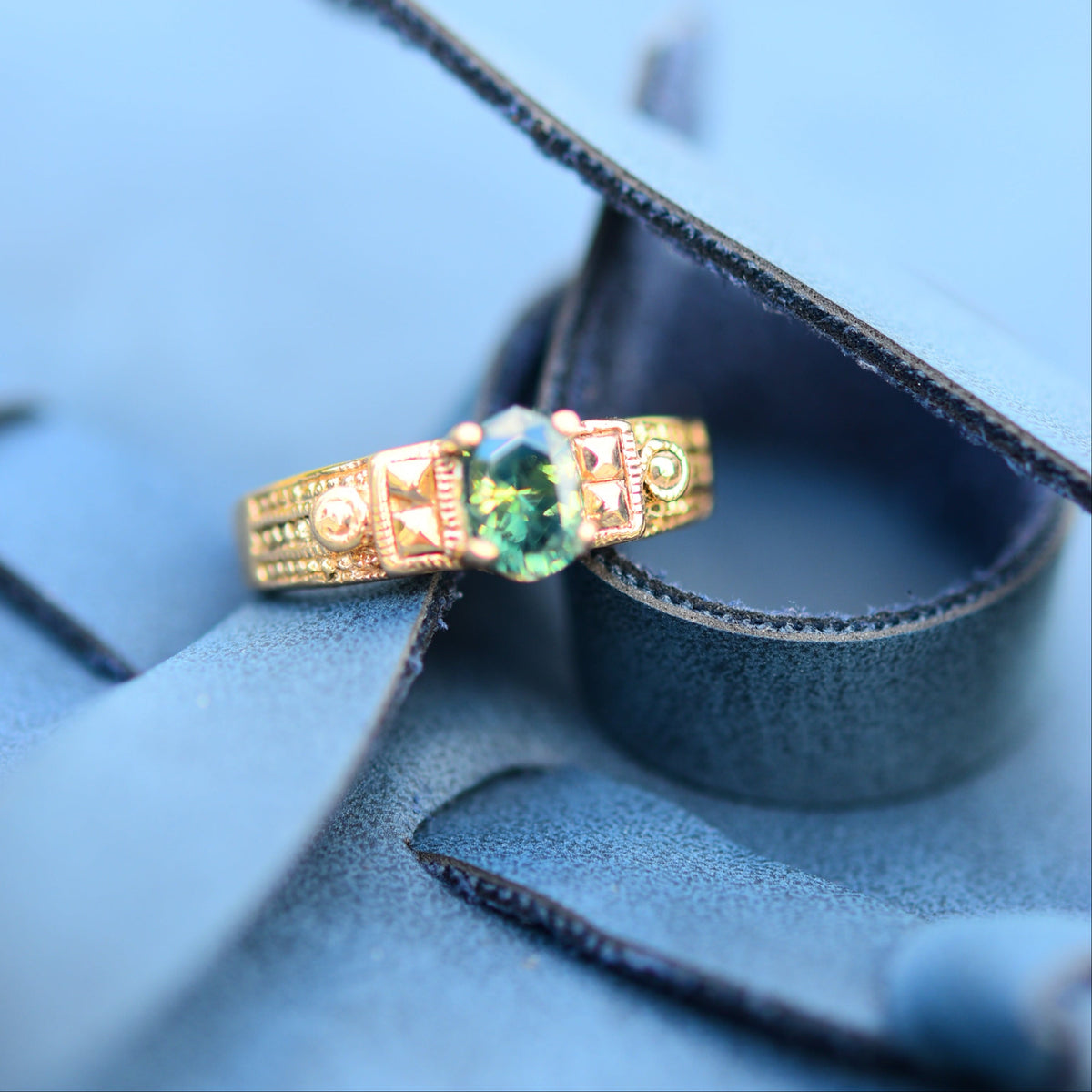 Sapphire Ring - No Heat 14K
