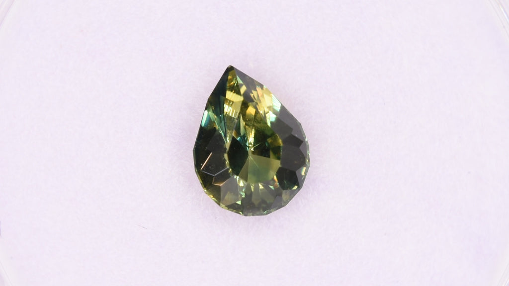 Sapphire - No Heat Natural Bicolor Green & Yellow