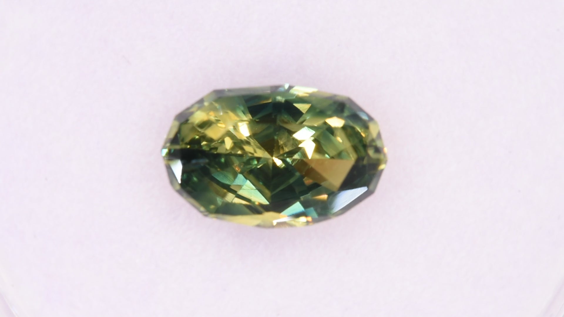 Bicolor Natural Sapphire - No Heat